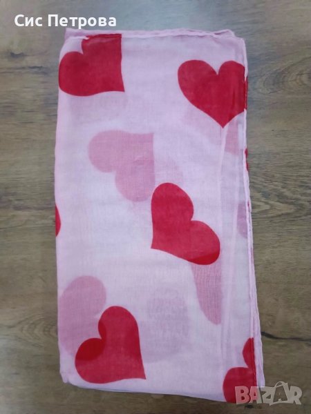 Дамски шал на сърца, снимка 1
