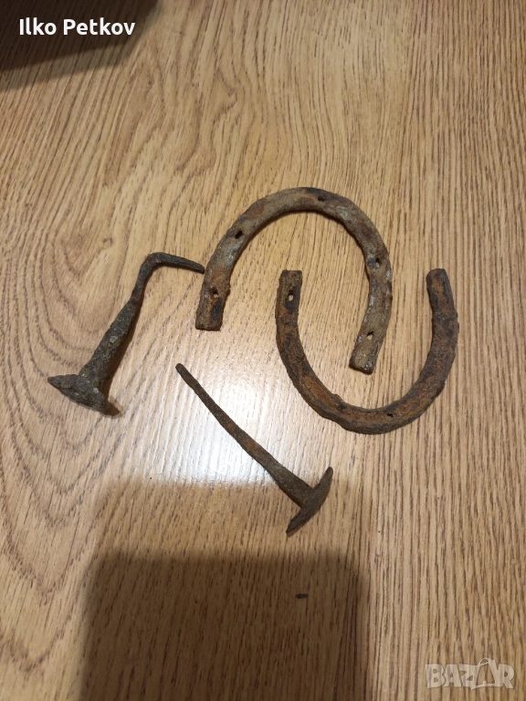Ковани пирони и малки подкови, снимка 1
