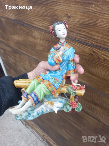 Стара Японска порцеланова статуетка, снимка 1