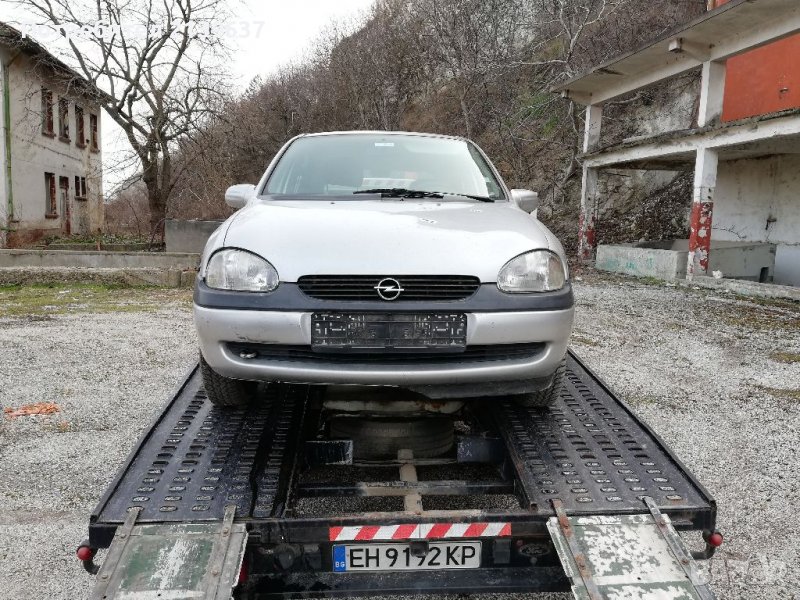 Опел корса 1.2 бензин, снимка 1