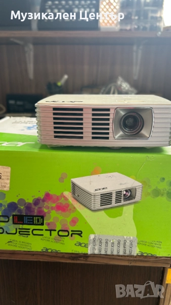 Мултимедиен проектор ACER k130 300LM LED, снимка 1