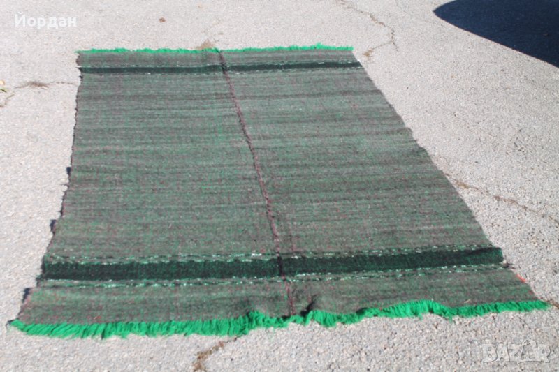 Тъкана вълнена постелка сивозелена, снимка 1