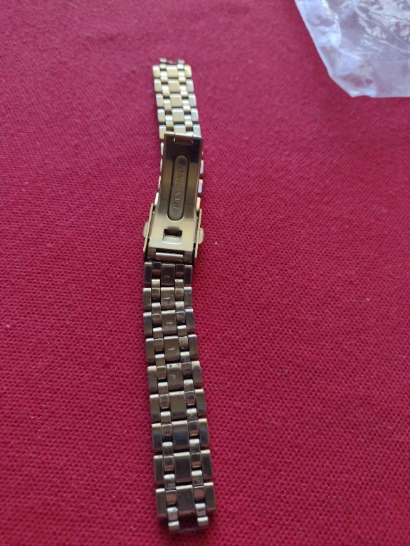 Маркова метална верижка за часовник CANDINO - 26091 в Каишки за часовници в  гр. Бургас - ID34791723 — Bazar.bg
