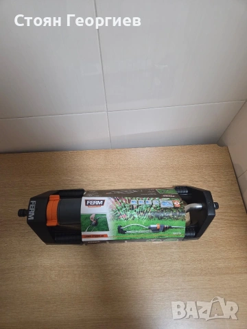 Градинска пръскачка Ferm .Разпръсквач за поливане на райграс и цветя