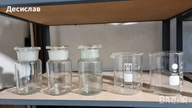 Стъклени мерителни чаши