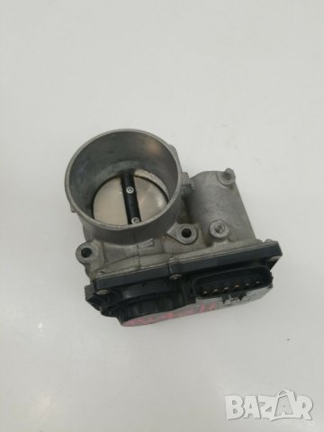 дроселна клапа PE01-13-640B MAZDA 2.0 бензин, снимка 2 - Части - 40243300