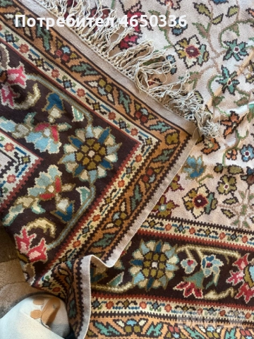 Колекционерски котленски килими датиран 1965-67 г. С голям размер 4.00х3.00 метра, флорални мотиви, снимка 3 - Килими - 52405667