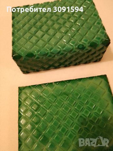 Бохемска стъклена малахитова кутия, снимка 2 - Антикварни и старинни предмети - 44052222