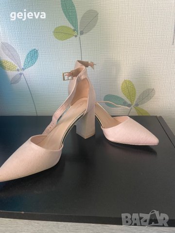 Елегантни обувки DeeZee, снимка 2 - Дамски елегантни обувки - 37242616