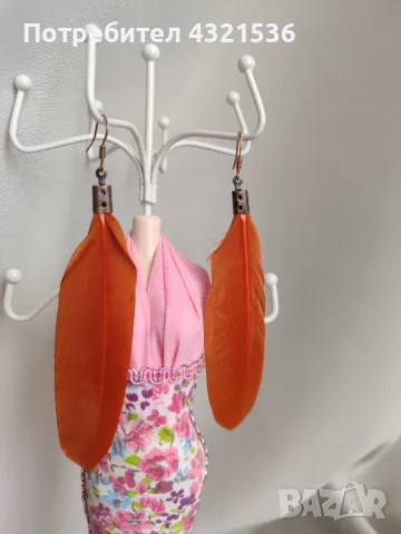 Оранжеви обеци с пера , снимка 2 - Обеци - 48309719