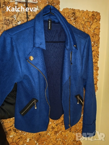 Дамско велурено късо яке 