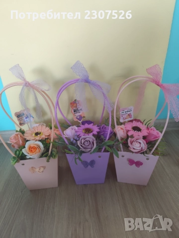 Кошнички с цветя , снимка 9 - Изкуствени цветя - 51584242