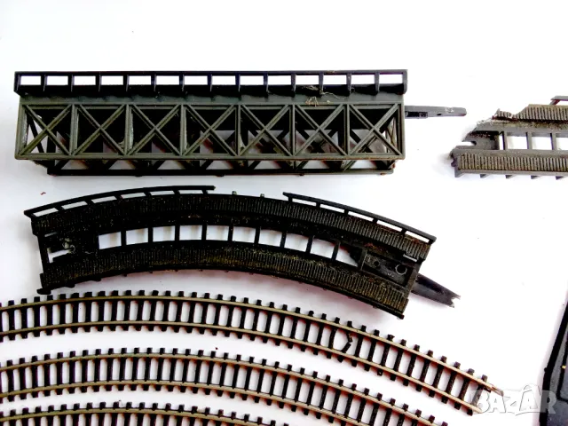 Marklin InterCity-Expr ess  Train Мащаб Z, снимка 3 - Колекции - 47623659