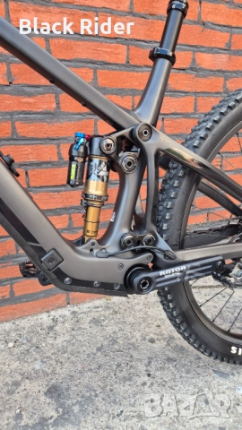 Електрически карбонов олекотен велосипед PIVOT SHUTTLE SL, TEAM XTR , Full FOX Kashima, XTR , FAZUA , снимка 11 - Велосипеди - 50338218