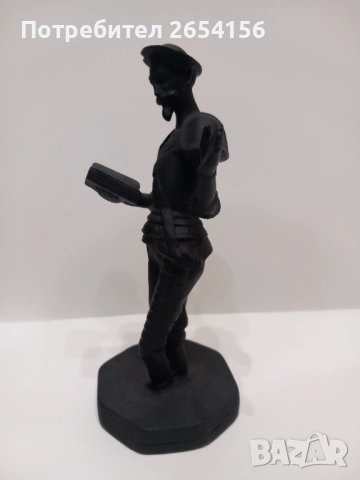 Дон Кихот малка пластика скулптура статуетка , снимка 4 - Статуетки - 52978581