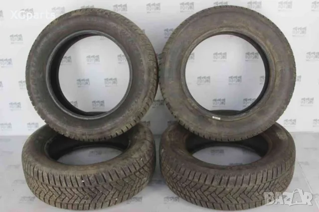  Зимни гуми 4 бр. DUNLOP 215/60/16 DOT1323, снимка 1 - Гуми и джанти - 48096602