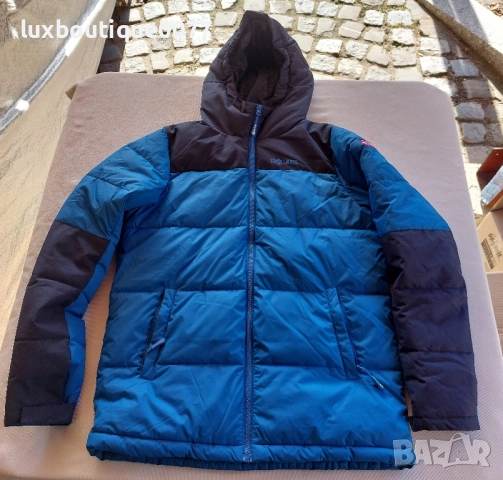 Чисто ново без етикет зимно яке Trollkids 