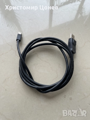 mini DisplayPort към DisplayPort