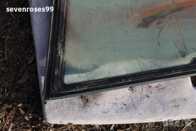 Стъкло фикс задно ляво Фолксваген Пасат B3 B4 1996 VW Passat 3 Комби, снимка 8 - Части - 48579895