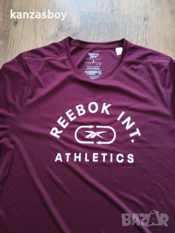 reebok - страхотна мъжка тениска КАТО НОВА L, снимка 4 - Тениски - 51570351