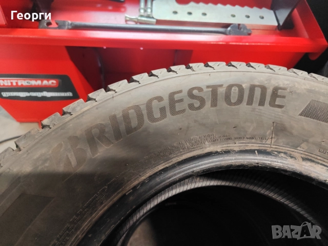 2бр.зимни гуми 215/70/16 Bridgestone, снимка 3 - Гуми и джанти - 52791103