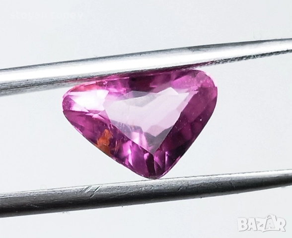 Блестящ турмалин с ярък цвят 1.80кт.! Сертифициран! Нов!, снимка 13 - Други - 52347436