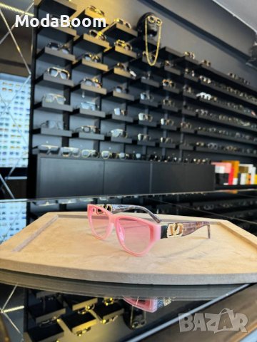 🔥Valentino🔥дамски очила в три цвята💯, снимка 3 - Слънчеви и диоптрични очила - 43591147