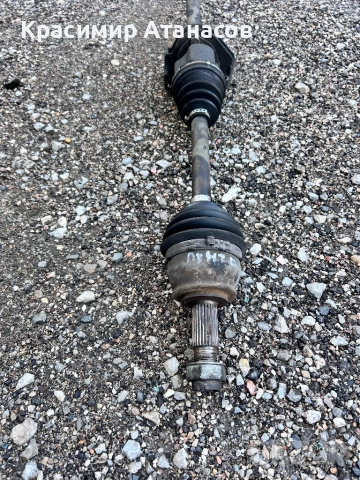 Полуоска предна дясна за Фиат Гранде пунто 1.3 JTD. 75кс. 2008г. , снимка 2 - Части - 51954254