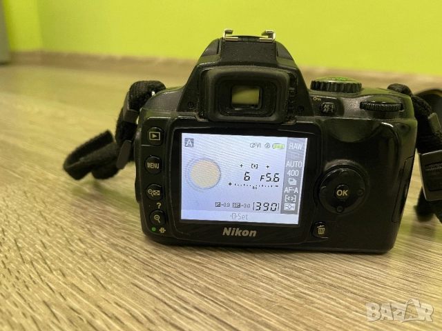 Фотоапарат Nikon D40, снимка 4 - Фотоапарати - 51922660