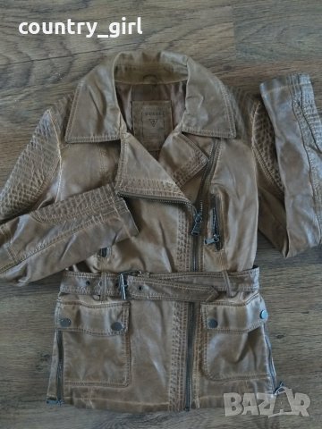 Guess - страхотно дамско яке като ново, снимка 3 - Якета - 27745066