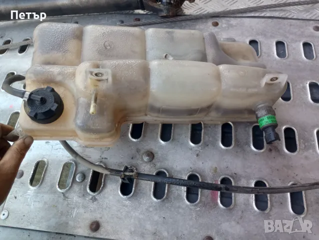 Разширителен съд казанче антифриз Ивеко 