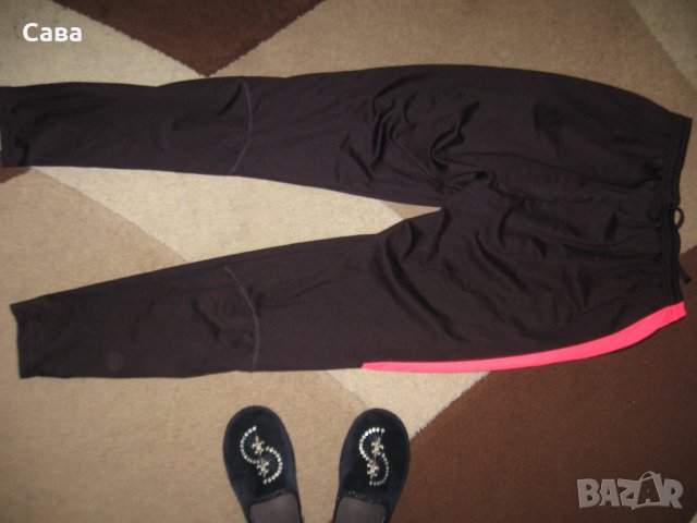 Спортно долнище NIKE  дамско,С-М, снимка 3 - Спортни екипи - 40145758