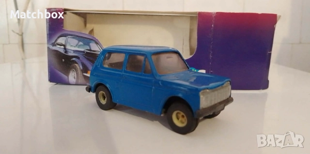 Лада Нива Микро 1/43 България, снимка 7 - Колекции - 37536856