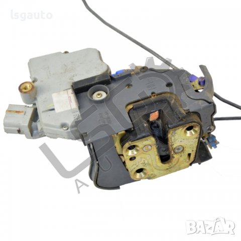 Брава предна дясна врата Nissan X-Trail I(2001-2007) ID: 89559, снимка 2 - Части - 38753994