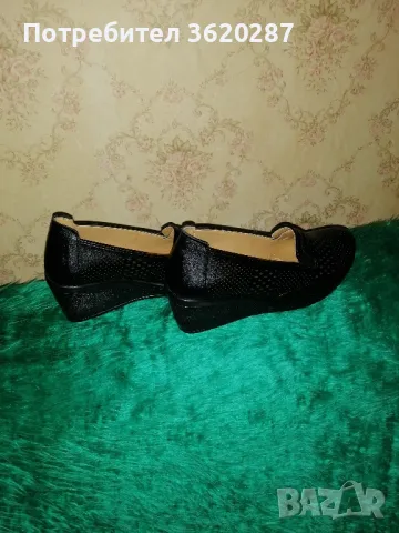 Нови дамски обувки 