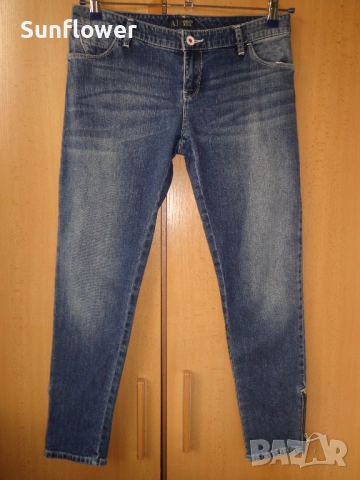 Armani Jeans дамски дънки  W28 L28  Талия – 40 см Вътрешна страна на крачола - 70 см Обща дължина - , снимка 2 - Дънки - 53432422