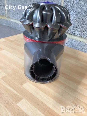 Вертикална прахосмукачка Dyson V7 animal, снимка 6 - Прахосмукачки - 53423179