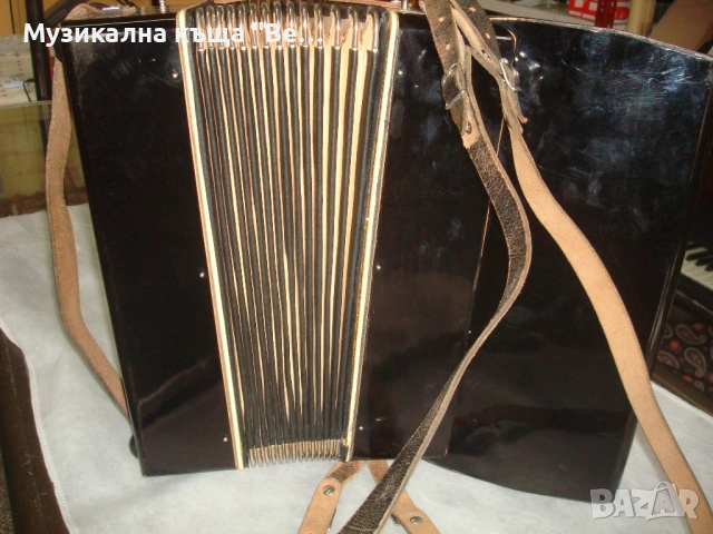 Акордеон Велтмайстер 12 баса, снимка 10 - Акордеони - 52197530