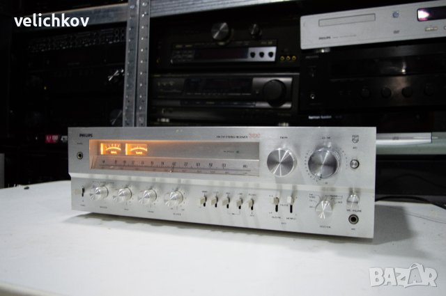 Винтидж ресивър Philips 22-A-686, снимка 3 - Ресийвъри, усилватели, смесителни пултове - 43375228