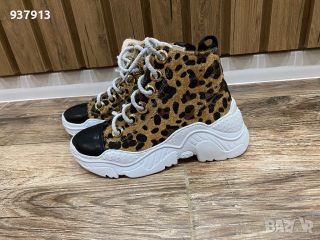 Дамски маратонки, снимка 4 - Маратонки - 43619035