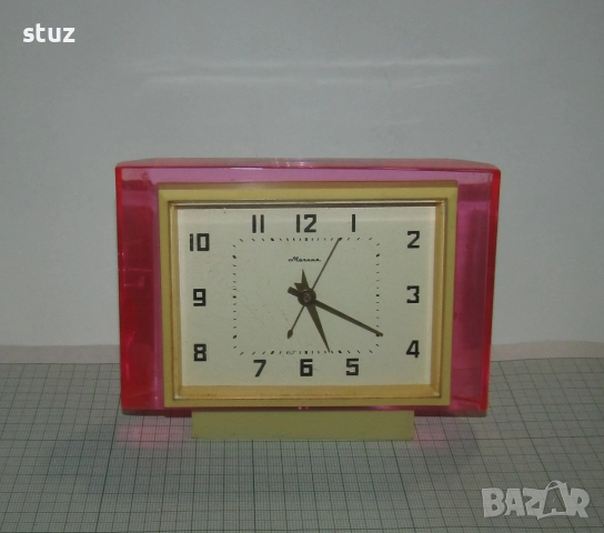 Настолен часовник Молния, механичен, седмичен