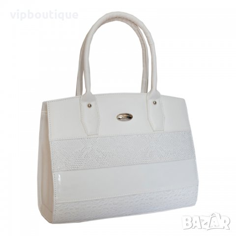 Бяла Дамска Чанта, снимка 1 - Чанти - 32993661