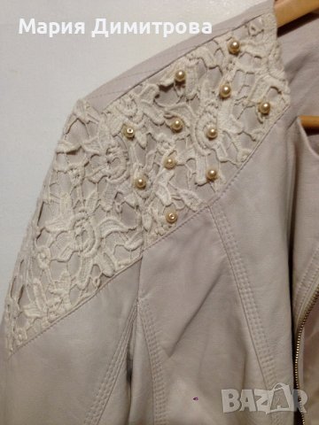 Яке тип бомбер с дантела и перли, снимка 3 - Якета - 38056551