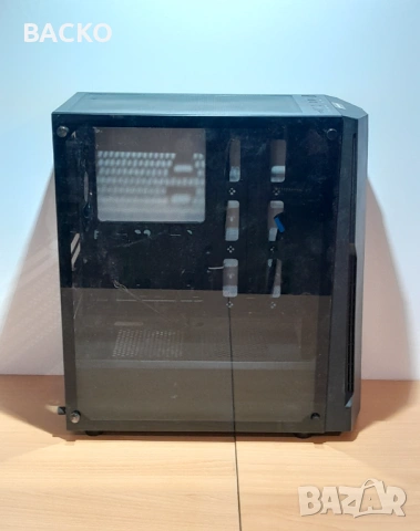 Компютърна кутия MEGAPORT, снимка 3 - Захранвания и кутии - 53061096