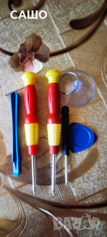 Комплект отвертки, снимка 2 - Резервни части за телефони - 33311686