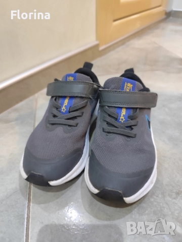 Детски маратонки Nike, снимка 3 - Детски маратонки - 52512030