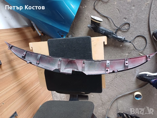 Toyota Auris спойлер заден багажник, снимка 5 - Части - 53582227