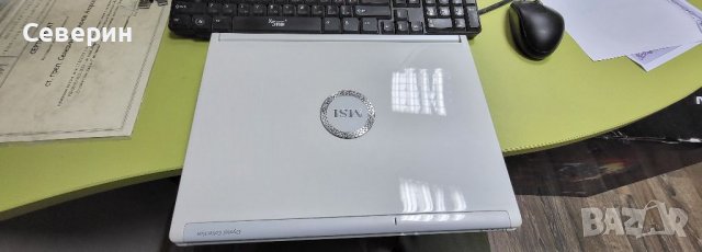 Лаптоп msi crystal swarowski, снимка 2 - Лаптопи за дома - 39735051