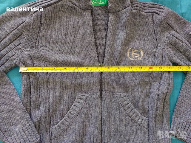 Детска жилетка, снимка 4 - Детски пуловери и жилетки - 43327097