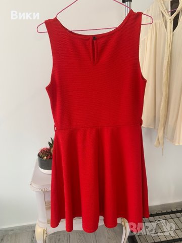 Червена рокля в размер L, снимка 13 - Рокли - 44086185